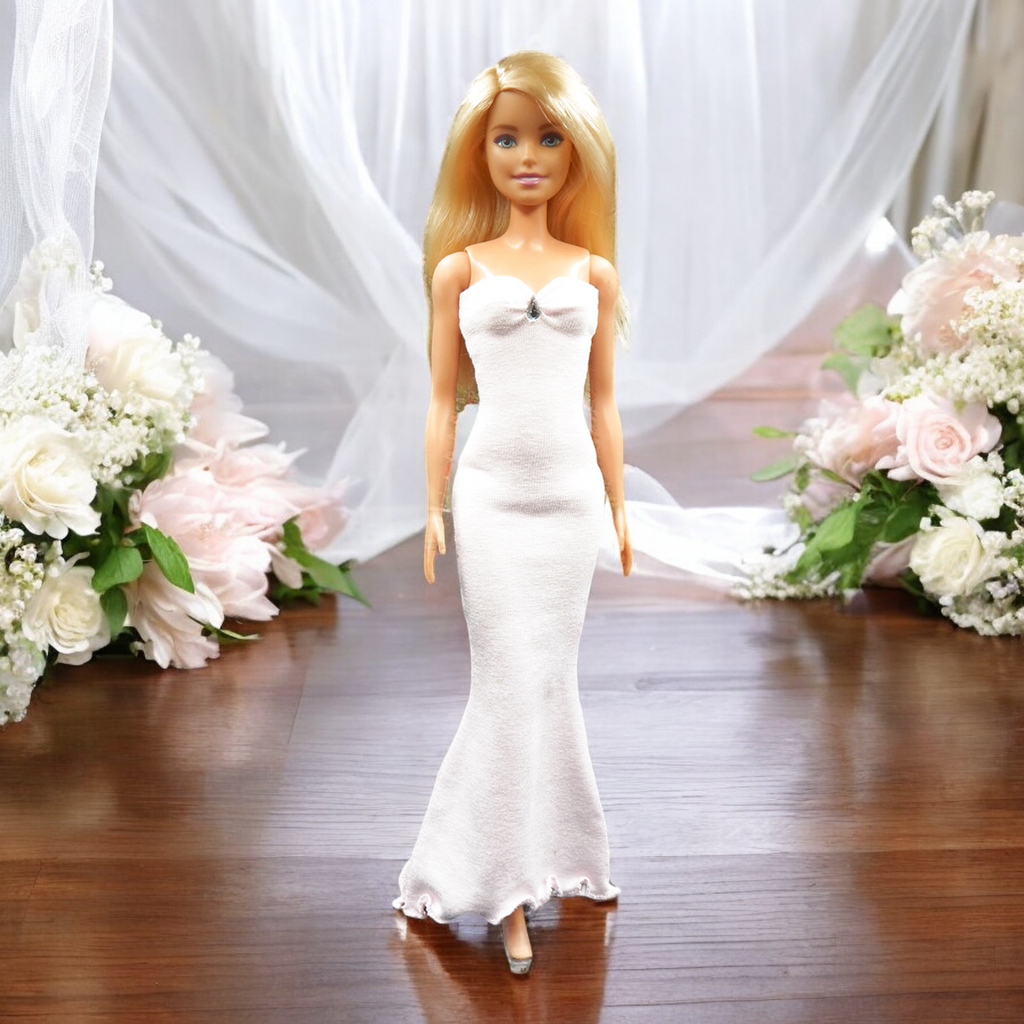 Fehér sellő fazonú barbie ruha kristállyal