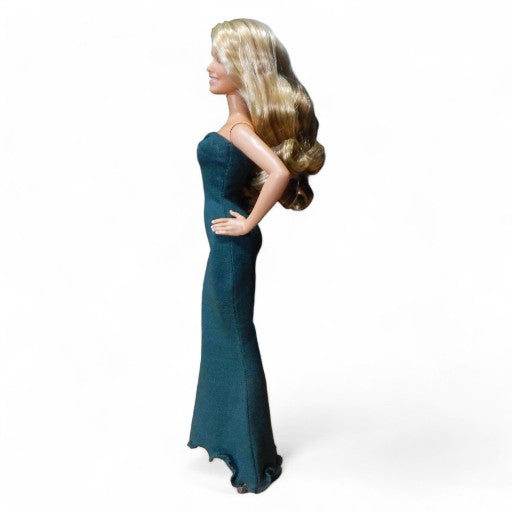 Sötétzöld sellő fazonú barbie ruha kristállyal