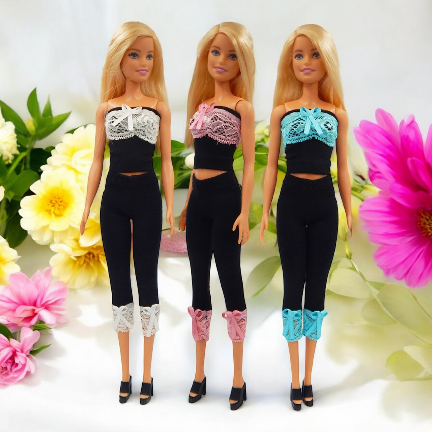 Csinos fekete–rózsaszín csipkés barbie ruha szett