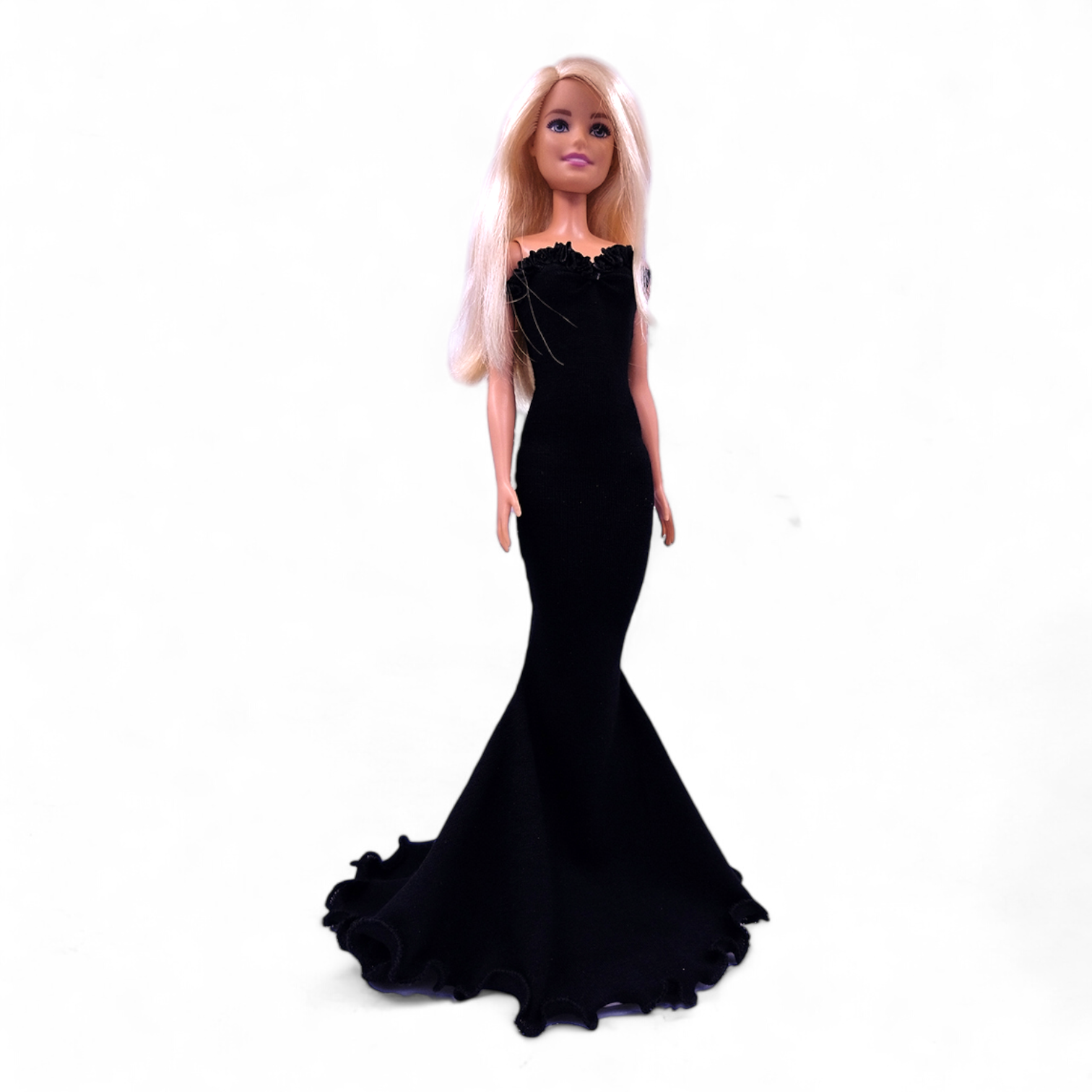 Extra hosszú fodros fekete sellő fazonú barbie ruha