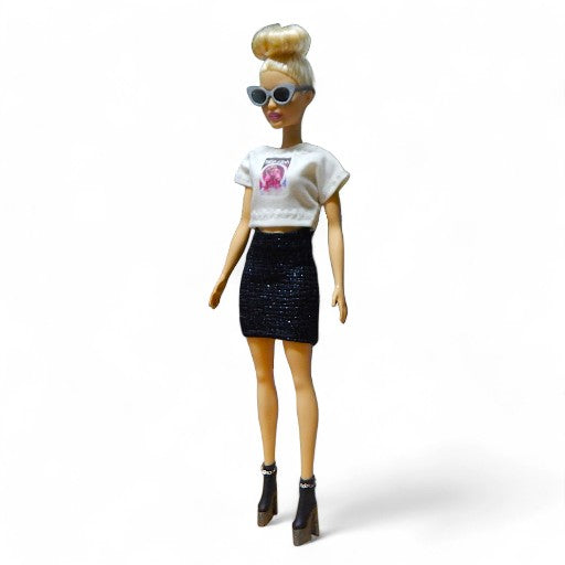 Oversized, rövid barbie póló, Billie Eilish mintával