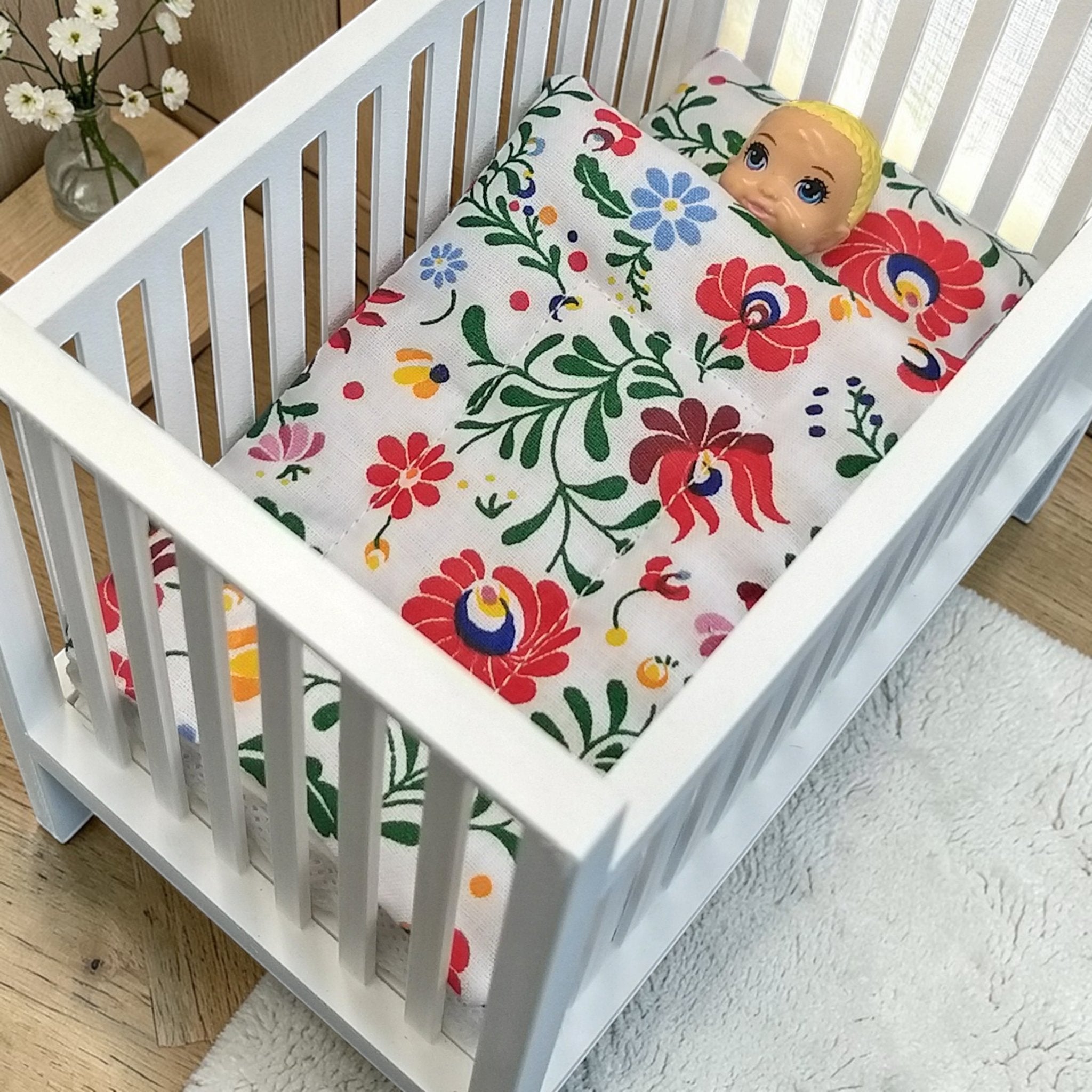 matyó mintás baba ágynemű szett barbie babákhoz
